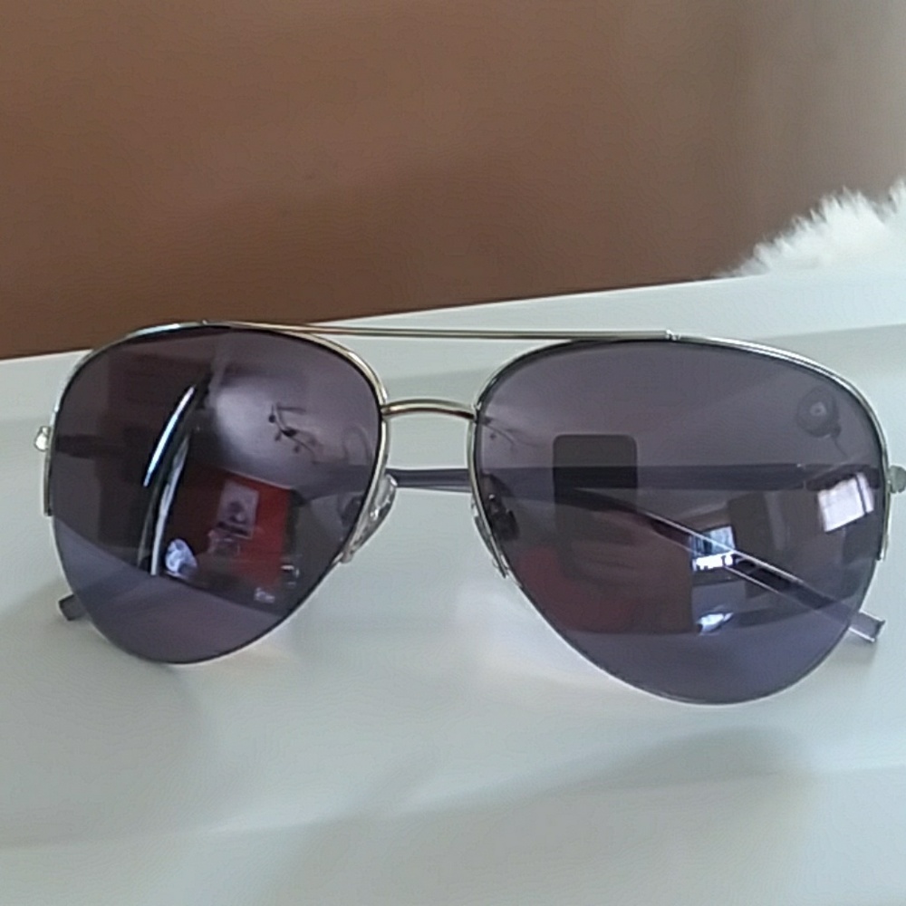 Sun Glases SO nice new,,,, color purple